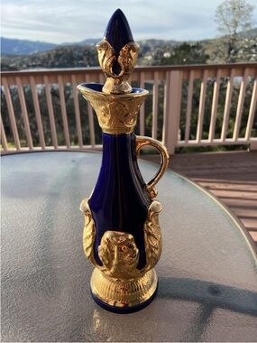 Vintage 1966 James Beam Decorative Decanter - Home Accent